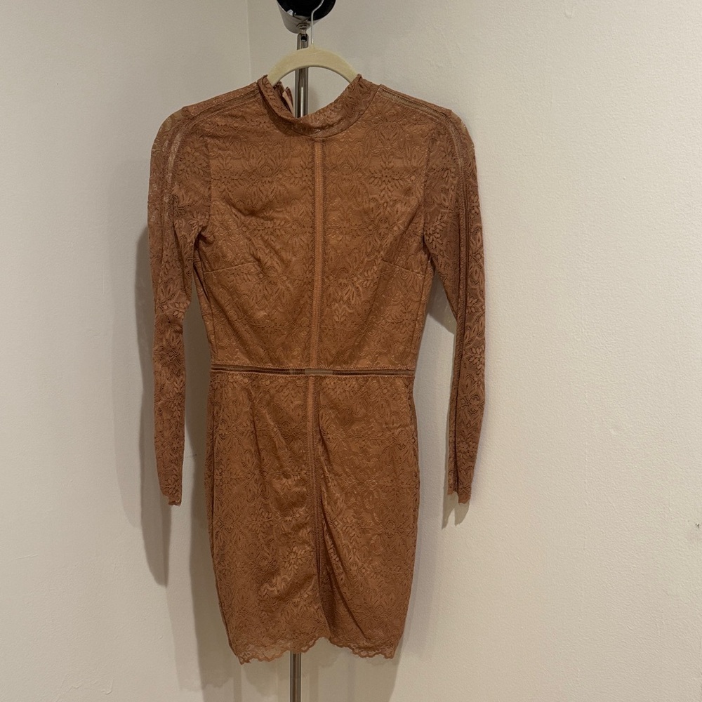 Aritzia Wilfred Brown Tan Lace Dress